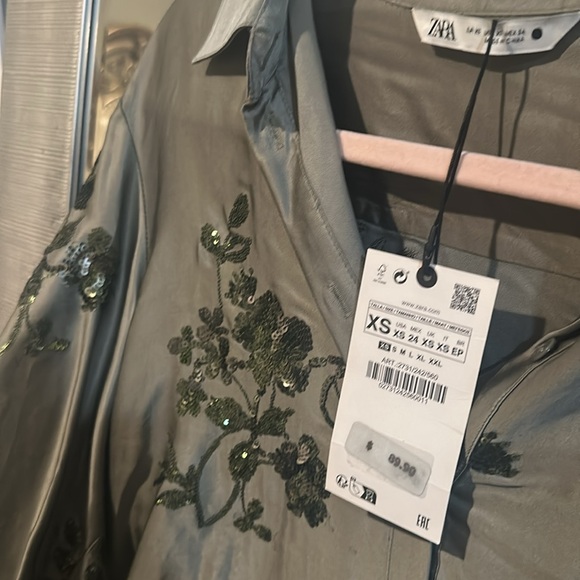 ZARA SATIN and EMBELLISHMED CO ORD SET - Picture 4 of 7